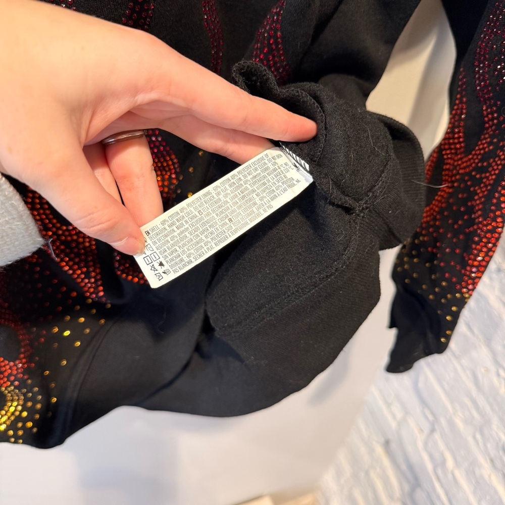 Forever 21 X Flamin Hot Cheetos Hooded Sweatshirt - Picture 5 of 7